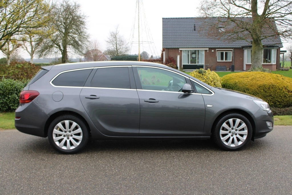 Hoofdafbeelding Opel Astra