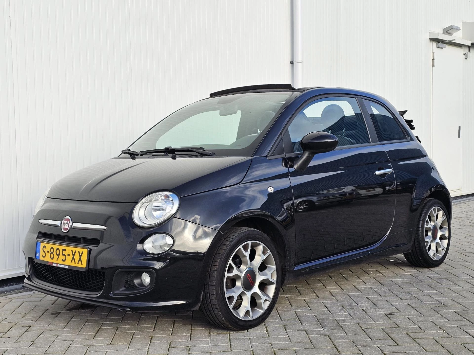 Hoofdafbeelding Fiat 500C