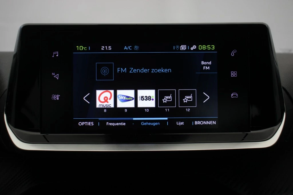 Hoofdafbeelding Peugeot e-208