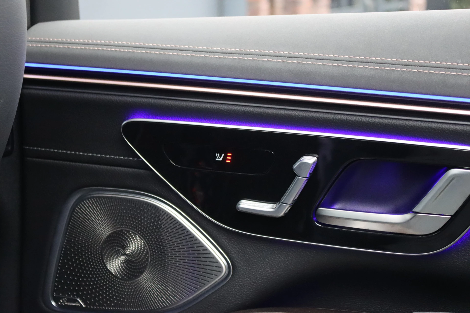 Hoofdafbeelding Mercedes-Benz EQS