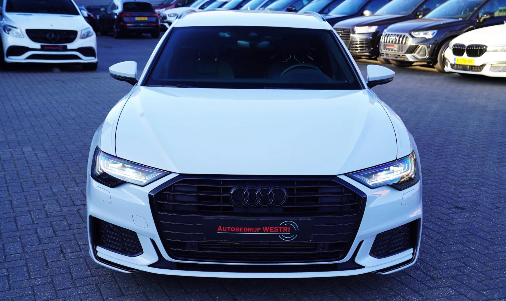 Hoofdafbeelding Audi A6