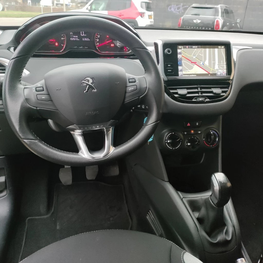 Hoofdafbeelding Peugeot 208