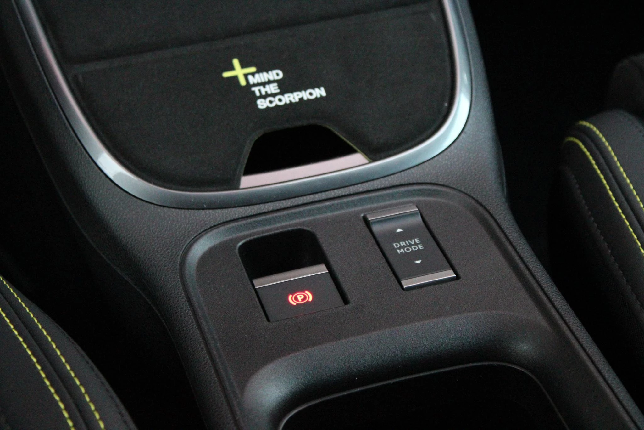 Hoofdafbeelding Abarth 600e