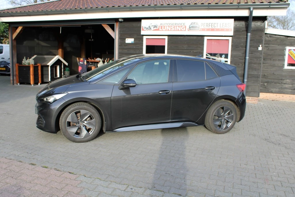 Hoofdafbeelding CUPRA Born