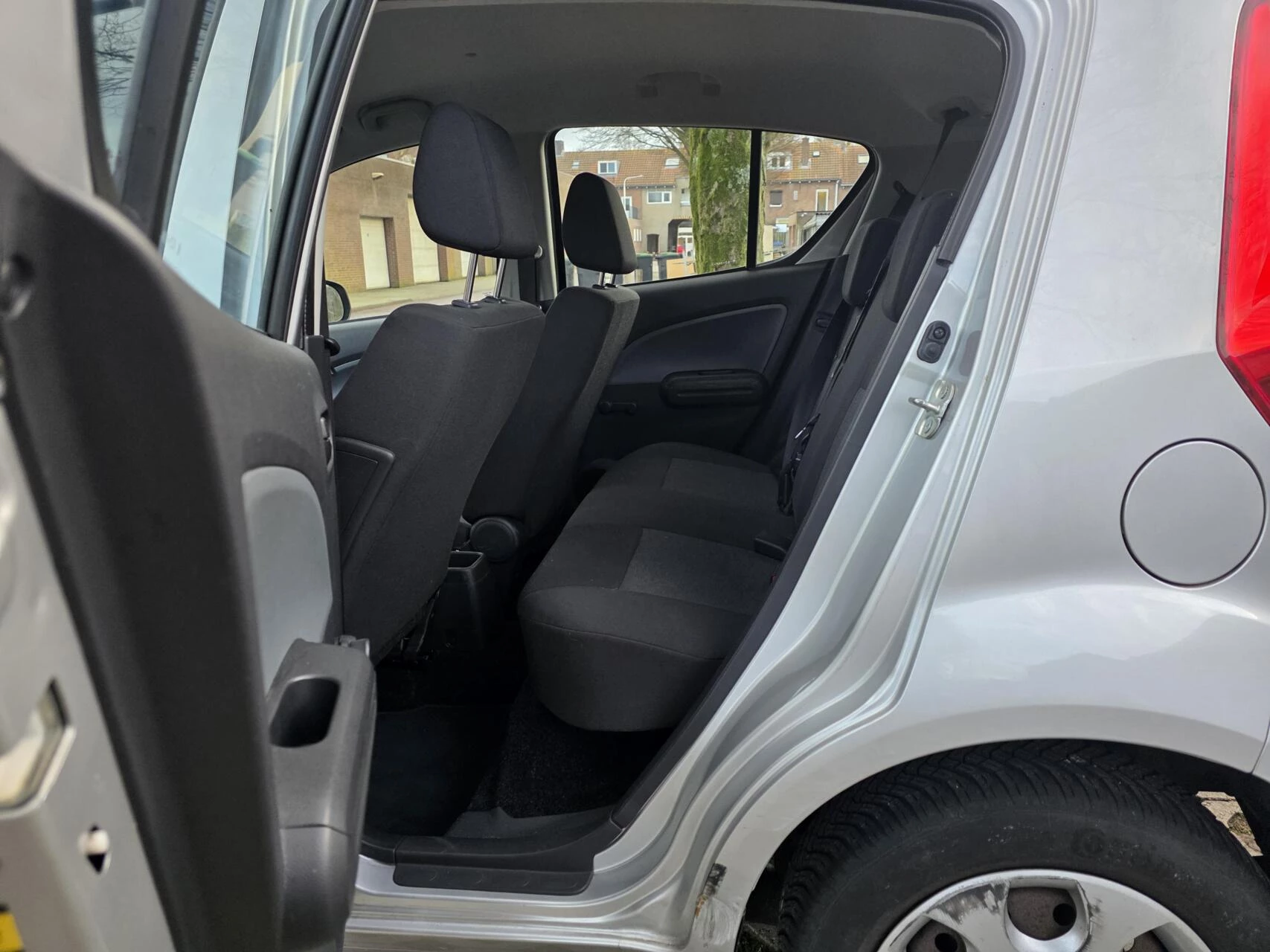 Hoofdafbeelding Opel Agila