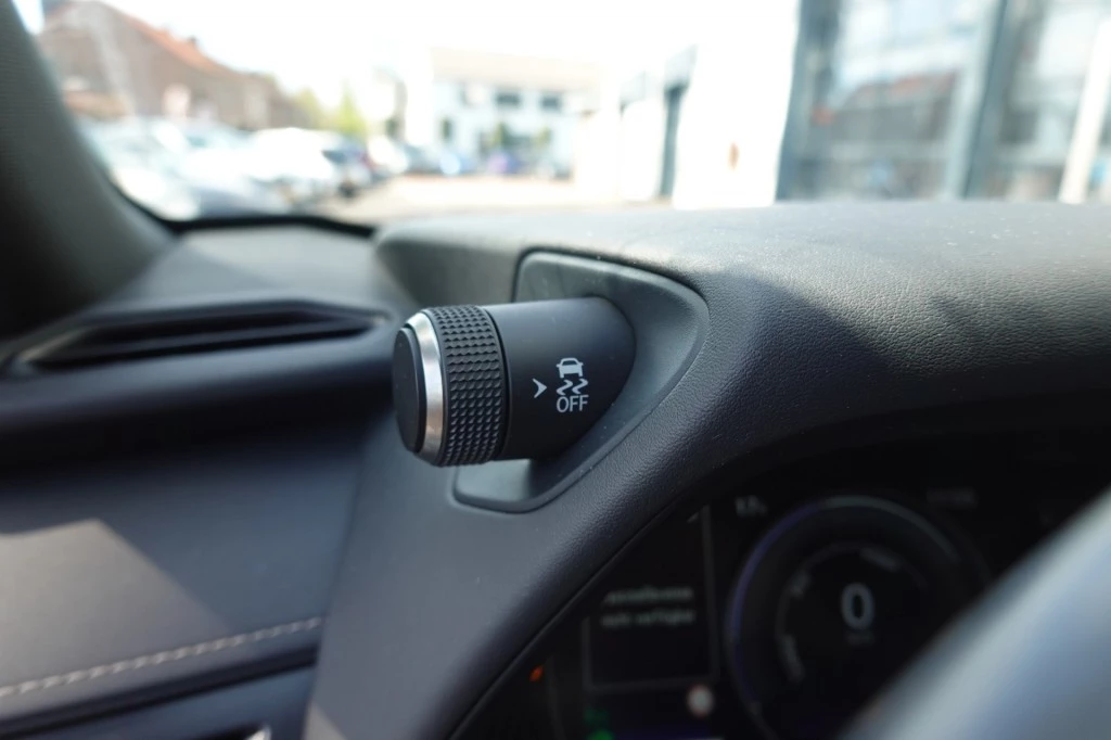 Hoofdafbeelding Lexus UX