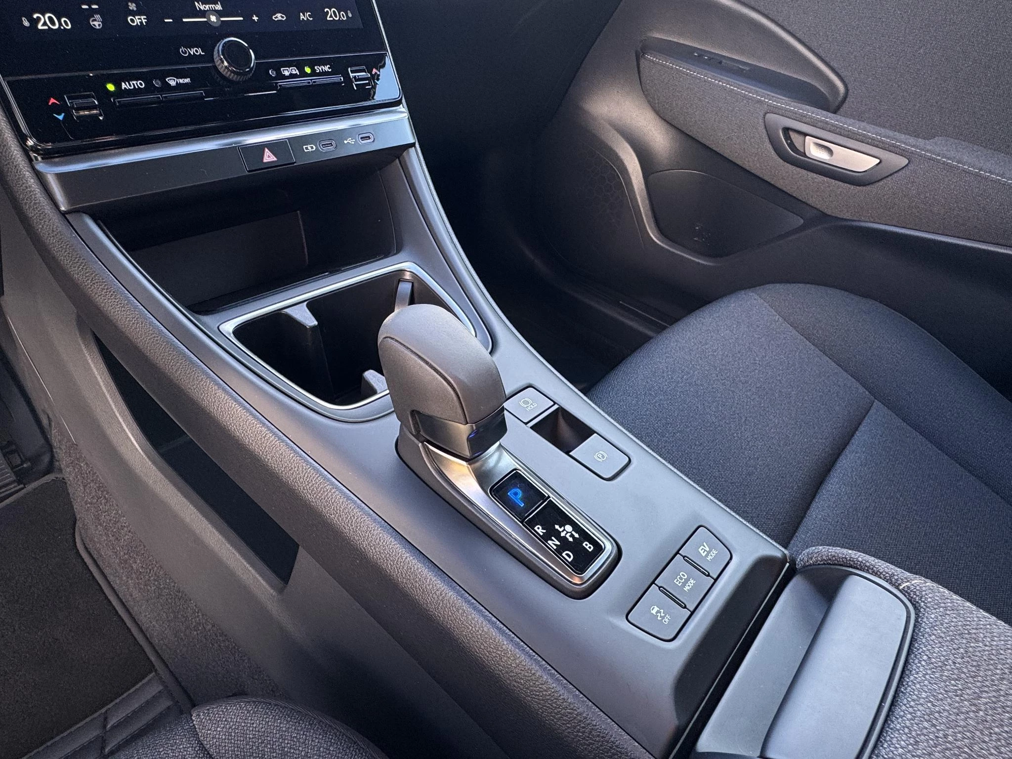 Hoofdafbeelding Lexus LBX