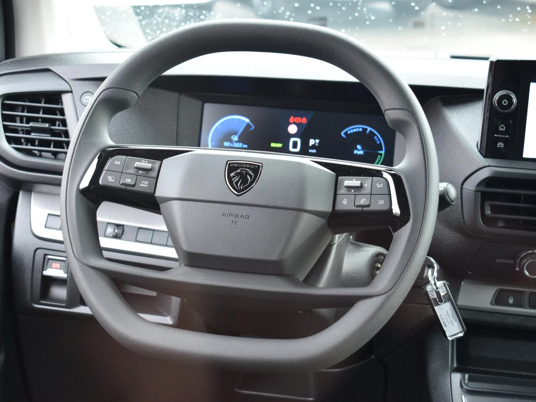 Hoofdafbeelding Peugeot e-Expert