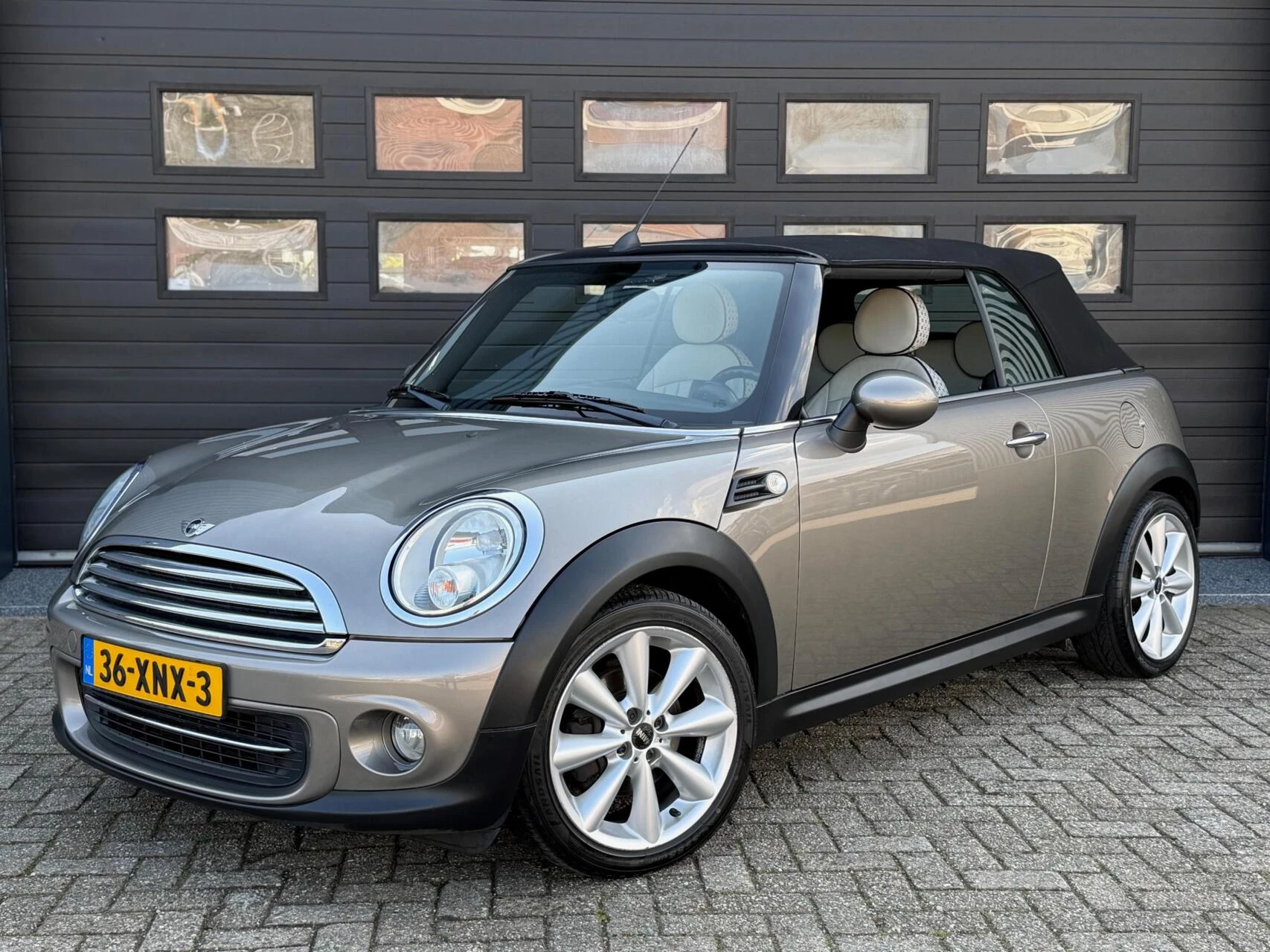 Hoofdafbeelding MINI Cooper Cabrio