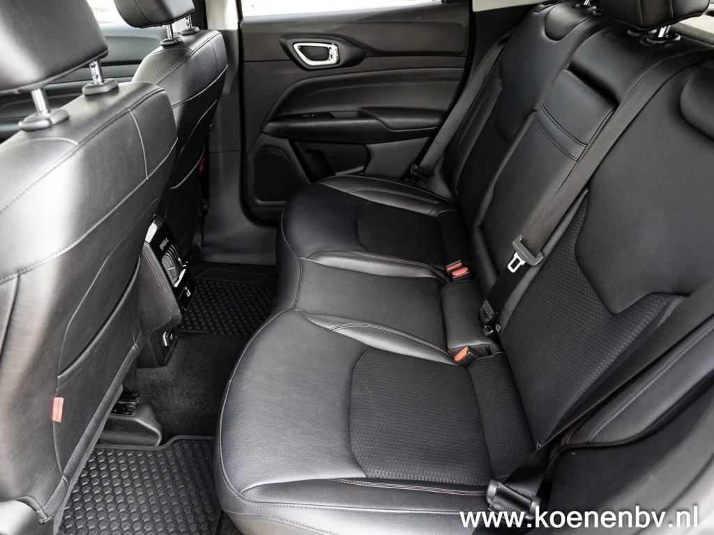 Hoofdafbeelding Jeep Compass