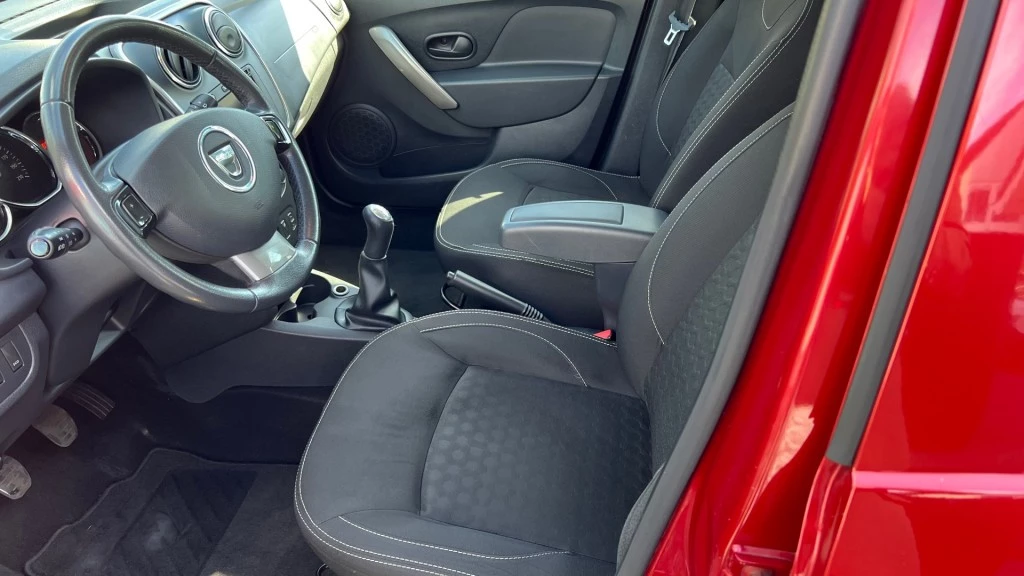 Hoofdafbeelding Dacia Logan