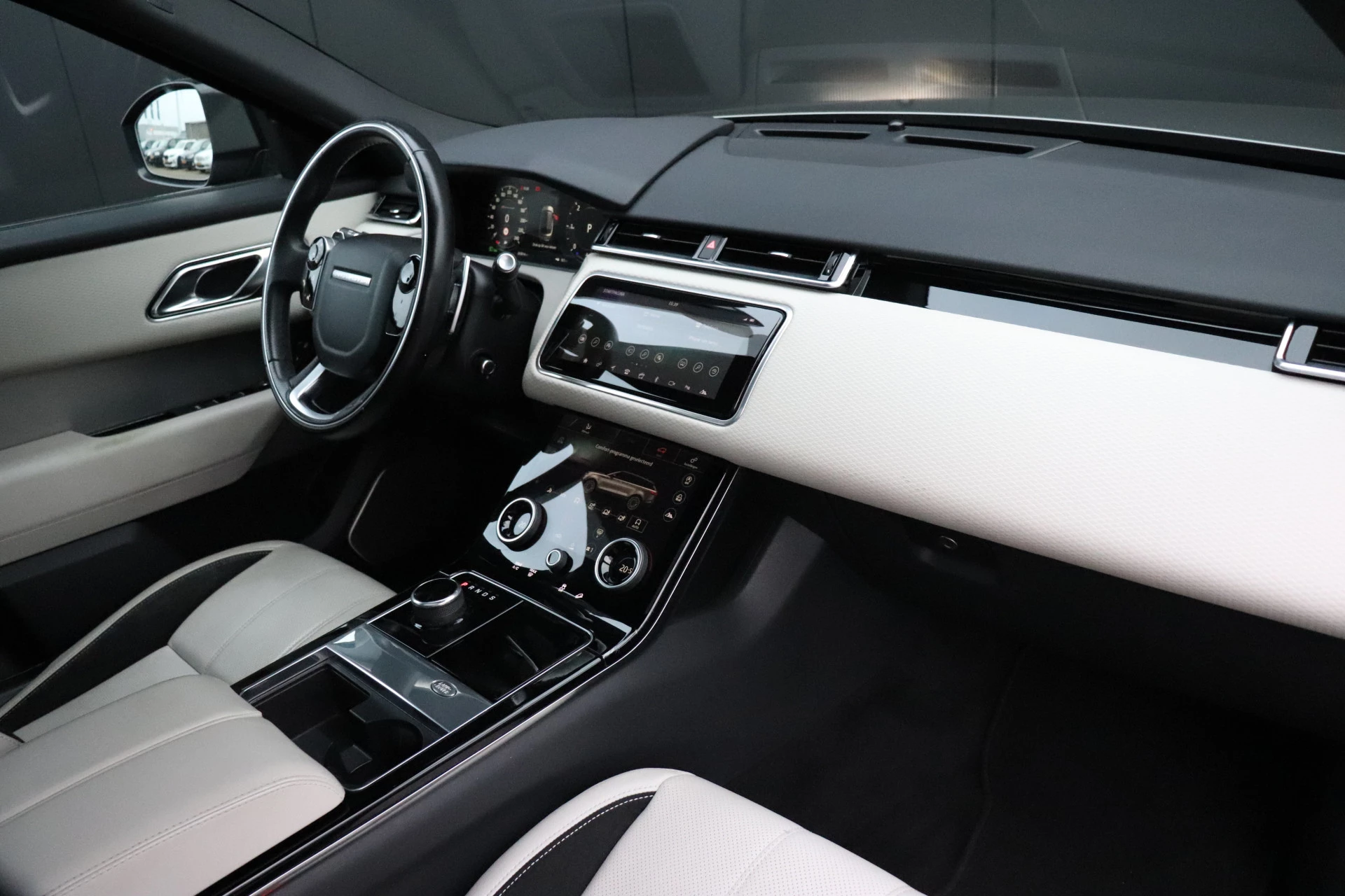 Hoofdafbeelding Land Rover Range Rover Velar
