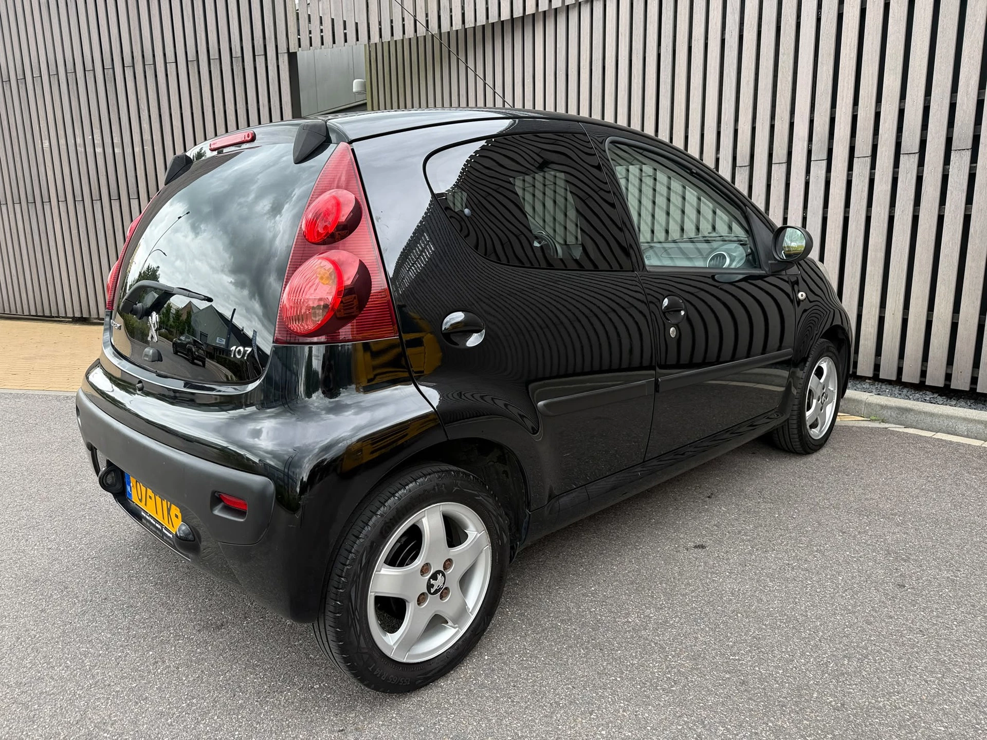 Hoofdafbeelding Peugeot 107