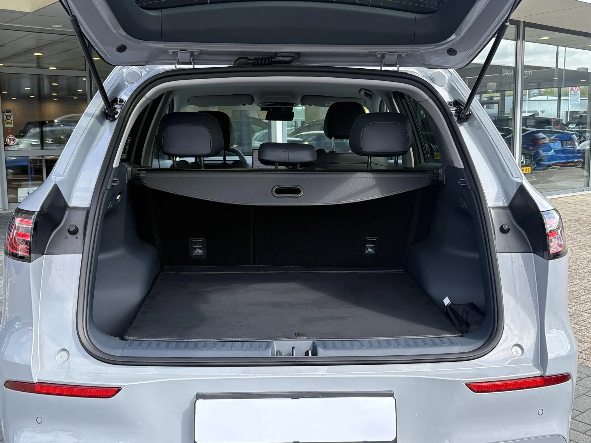 Hoofdafbeelding Geely E5