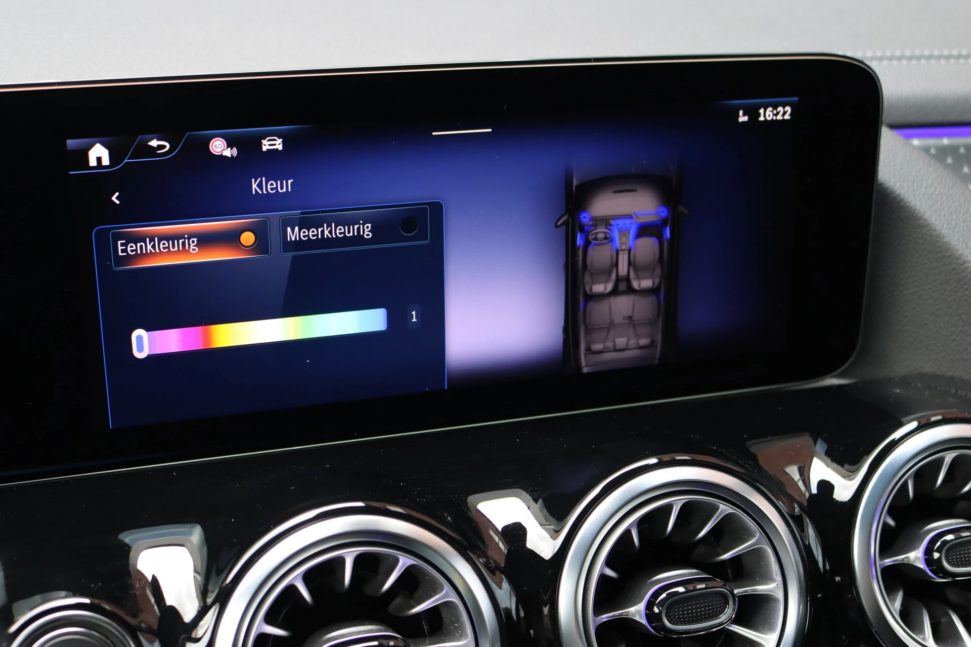 Hoofdafbeelding Mercedes-Benz EQA