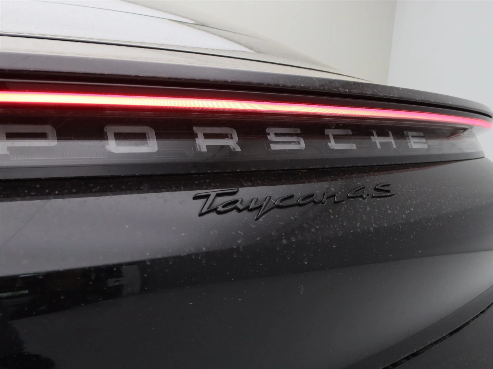 Hoofdafbeelding Porsche Taycan