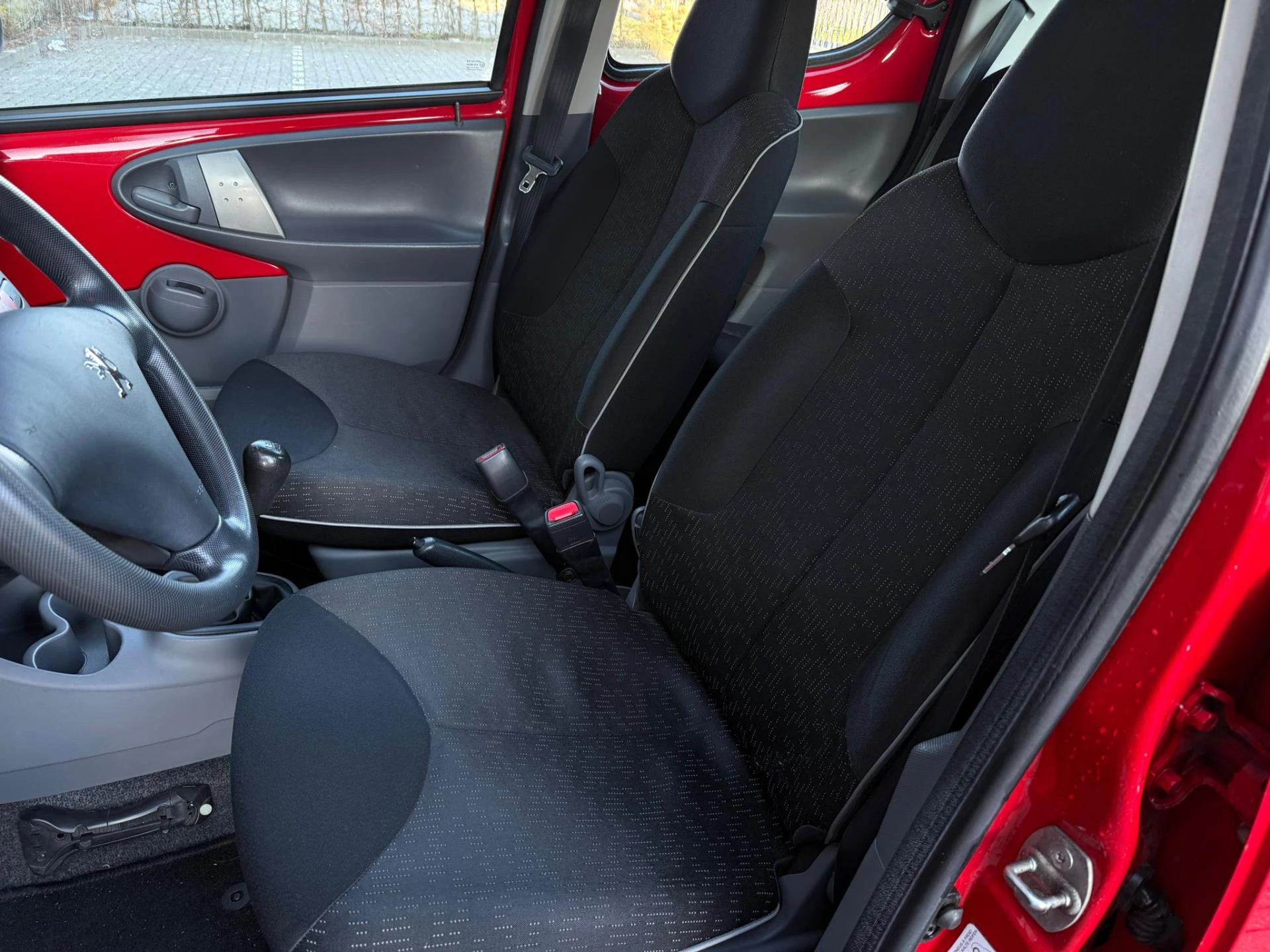 Hoofdafbeelding Peugeot 107