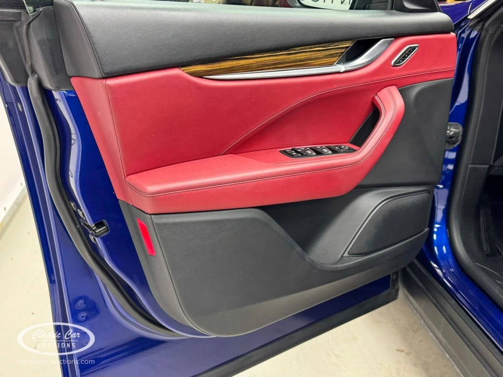 Hoofdafbeelding Maserati Levante