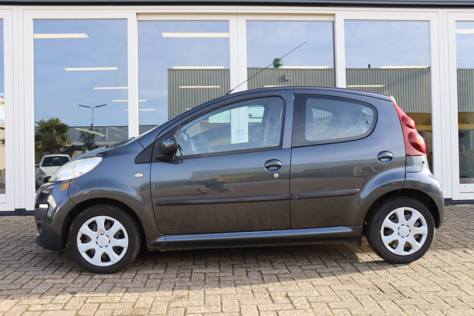 Hoofdafbeelding Peugeot 107