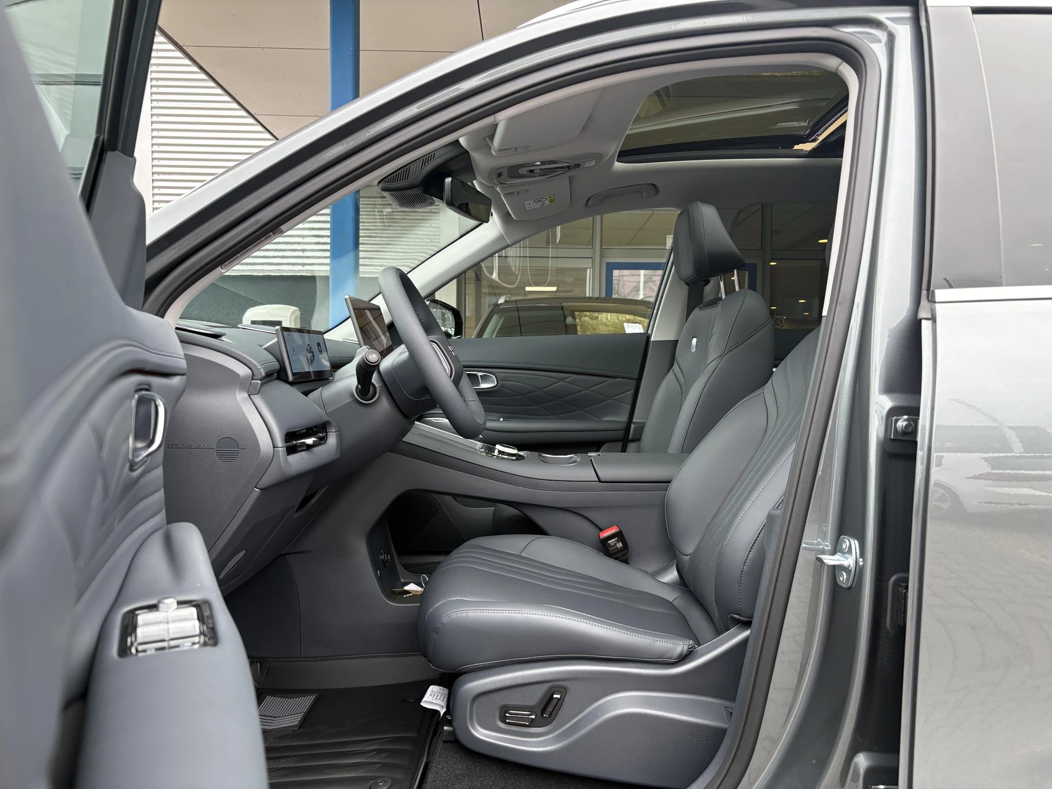 Hoofdafbeelding Geely Starray EM-i