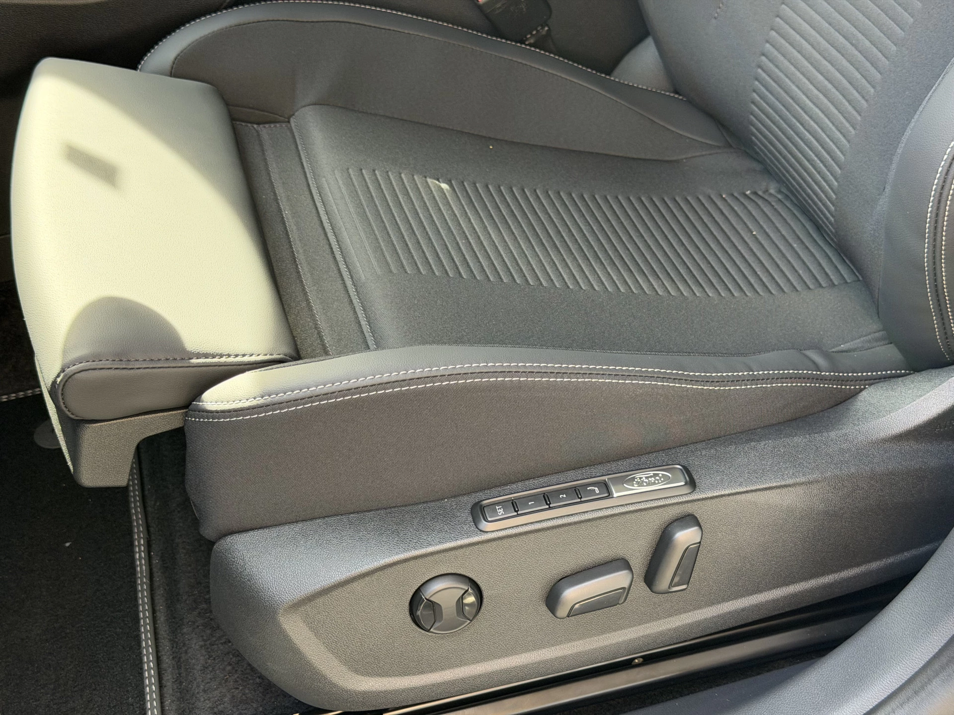 Hoofdafbeelding Ford Explorer