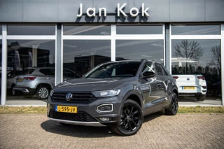 Volkswagen T-Roc 1.5 TSi 150 pk Sport+ | Black Styling | Full LED | Navigatie