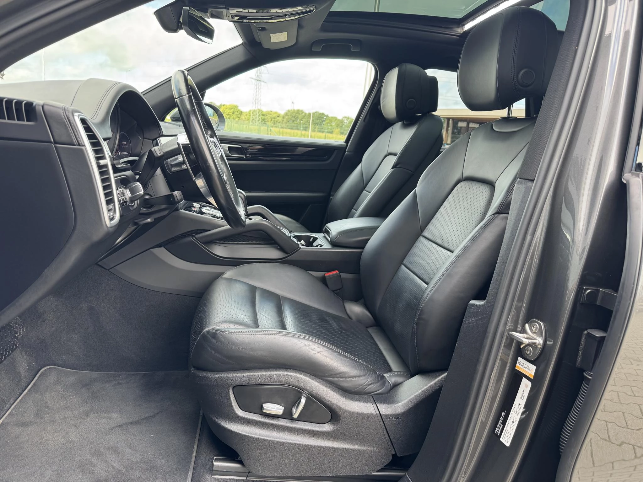 Hoofdafbeelding Porsche Cayenne