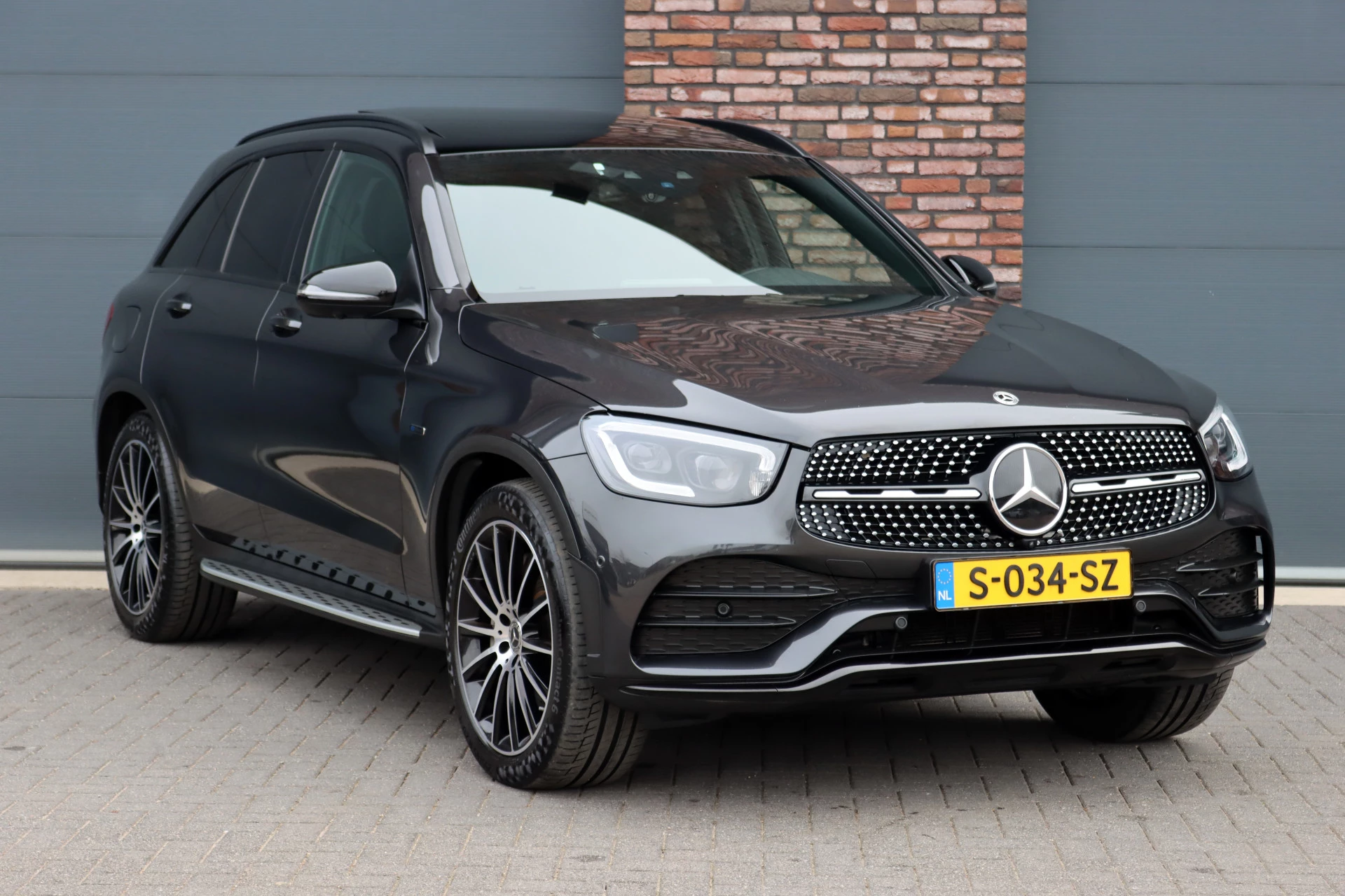 Hoofdafbeelding Mercedes-Benz GLC