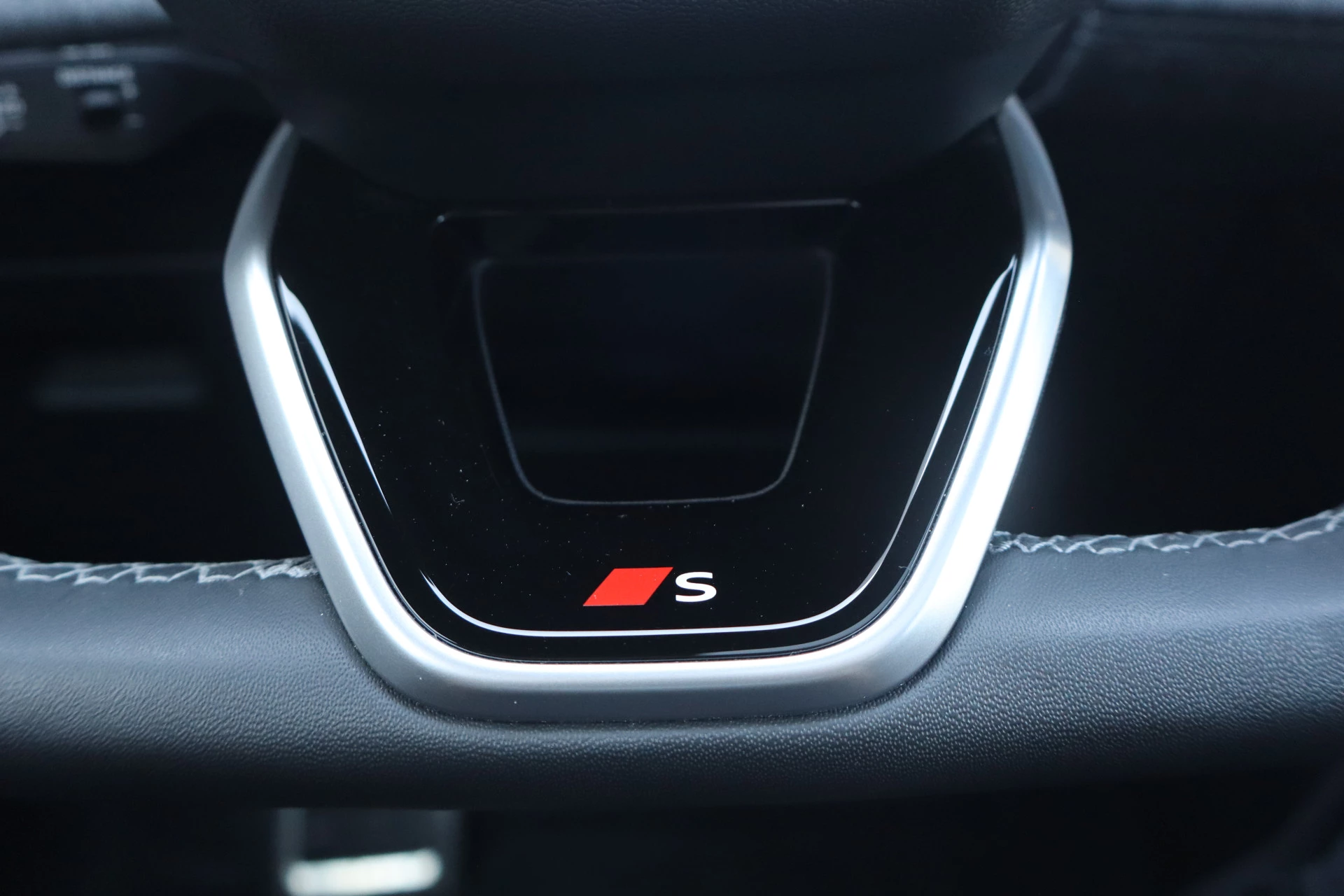 Hoofdafbeelding Audi Q6 e-tron