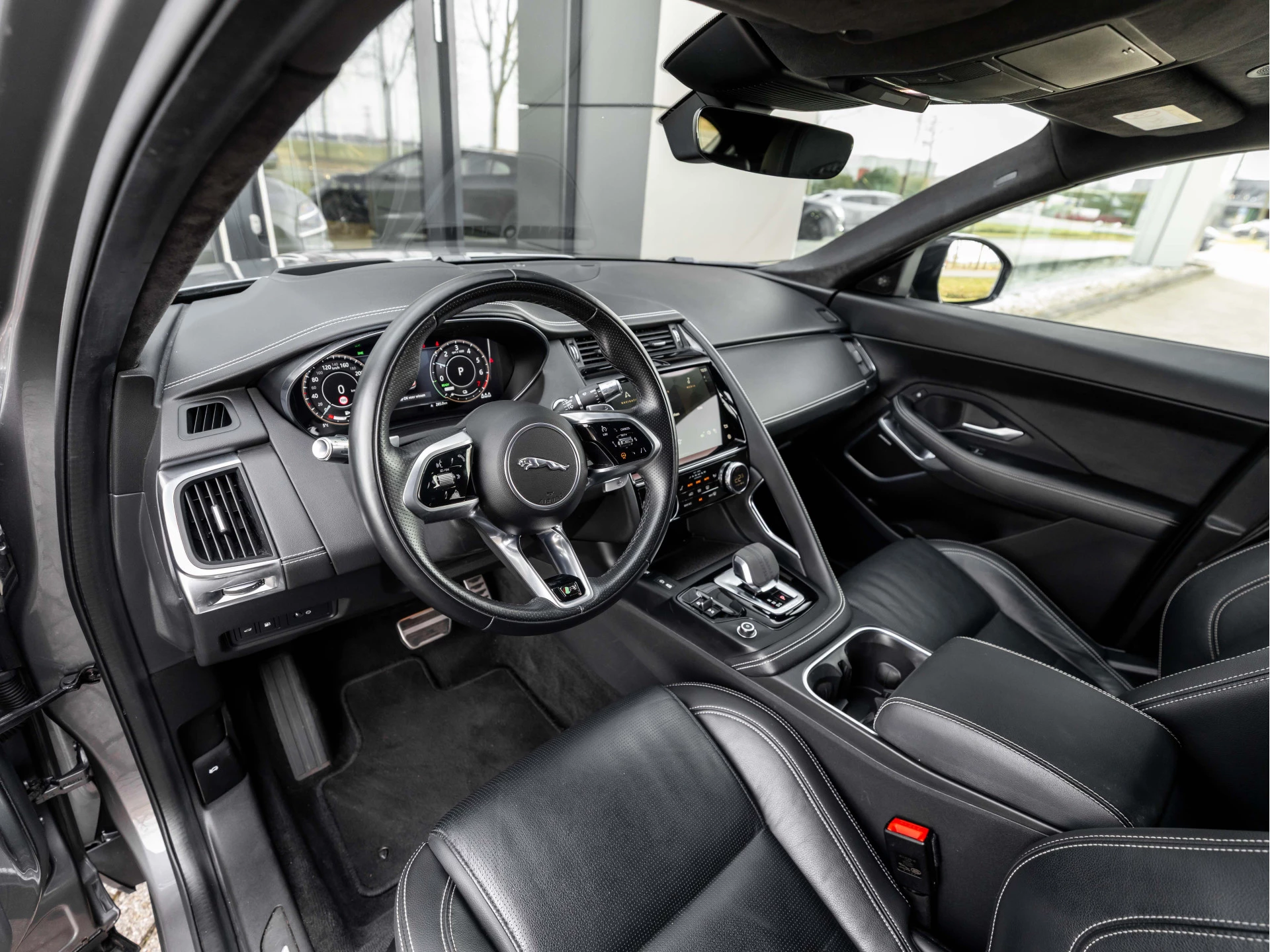 Hoofdafbeelding Jaguar E-PACE