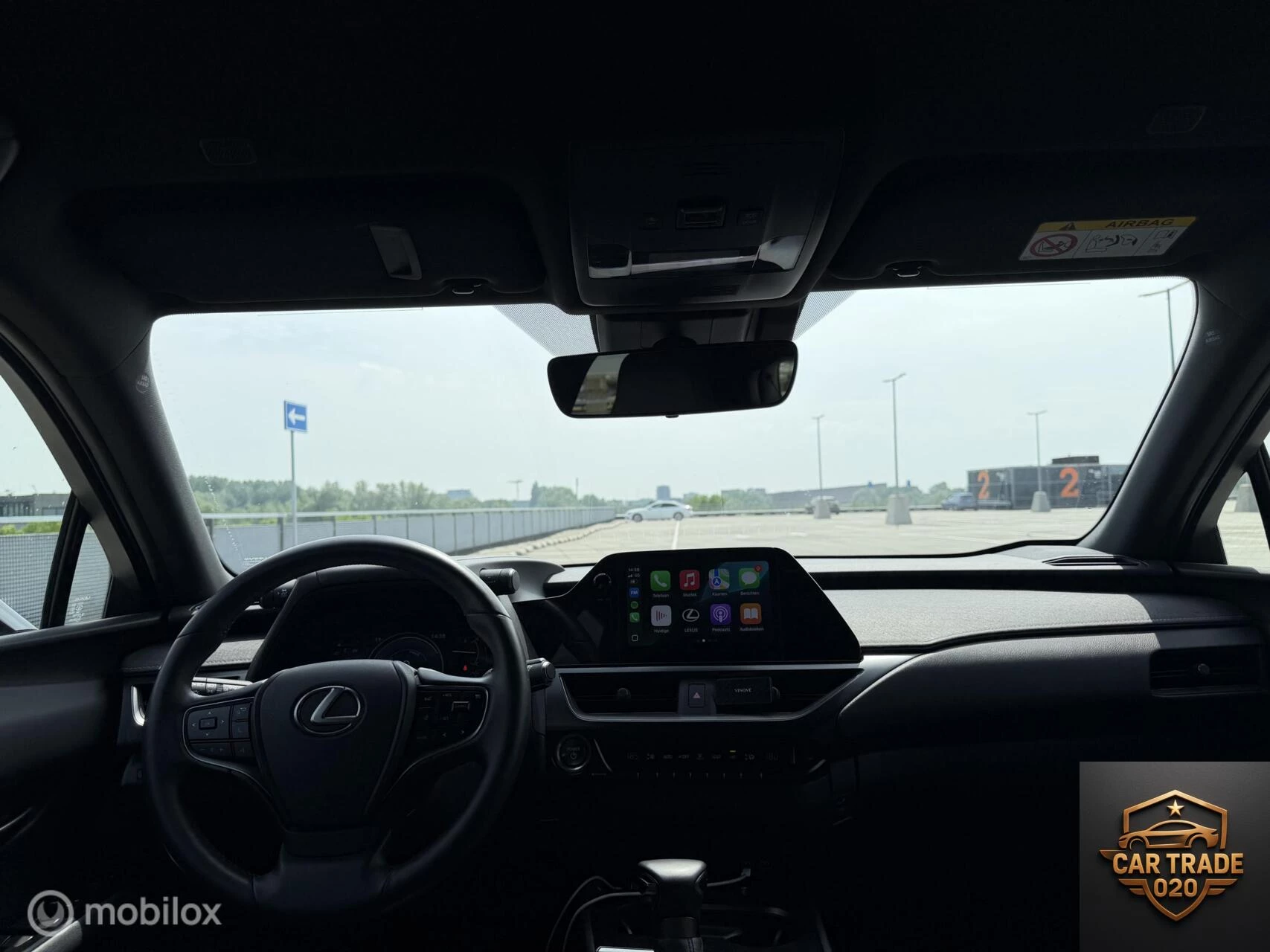 Hoofdafbeelding Lexus UX
