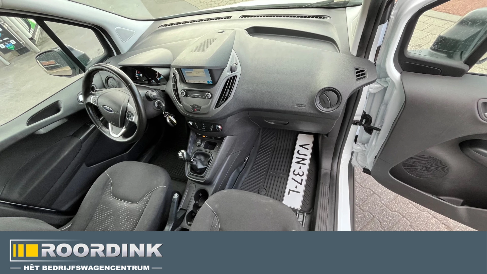 Hoofdafbeelding Ford Transit Courier