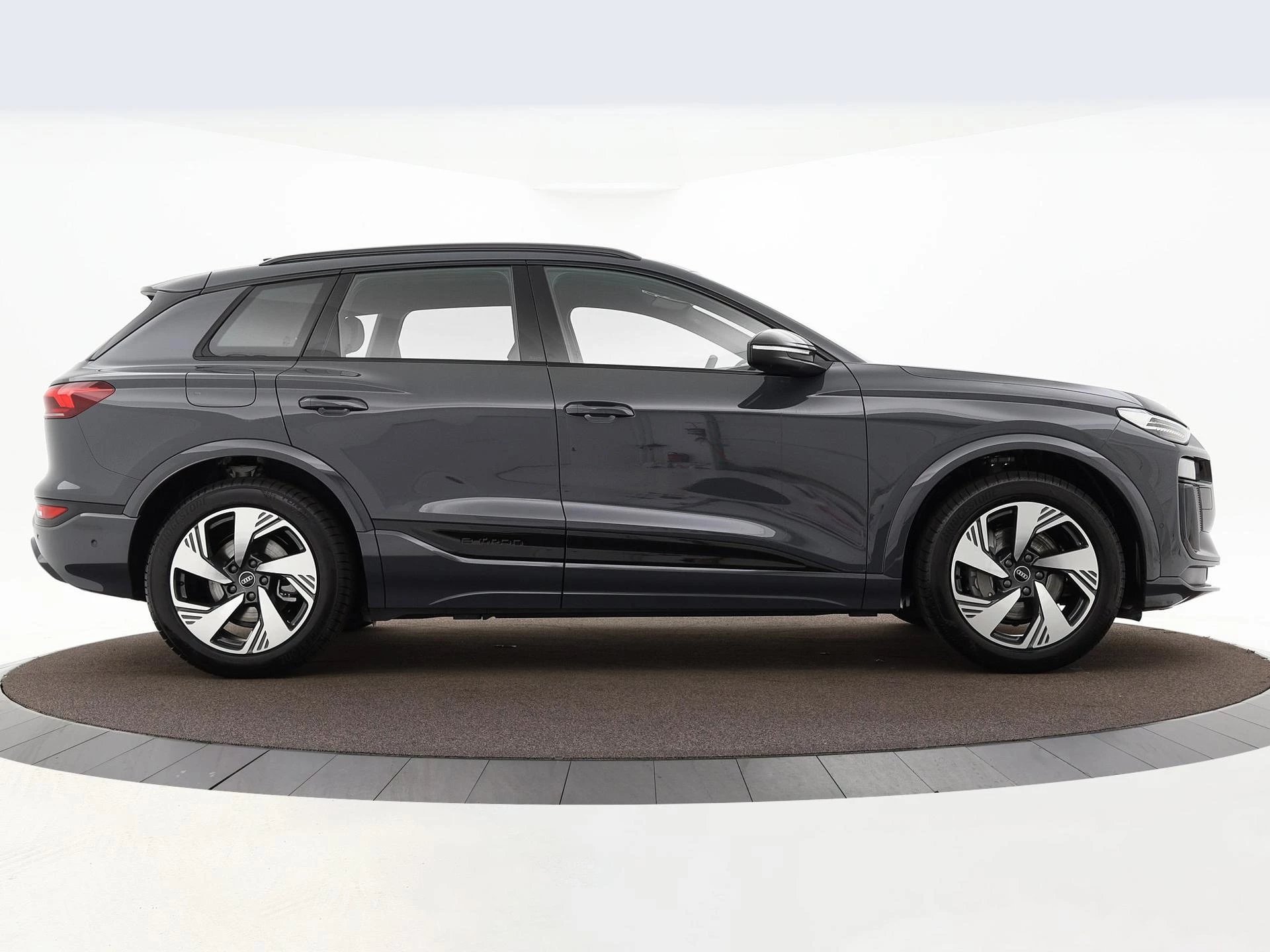 Hoofdafbeelding Audi Q6 e-tron