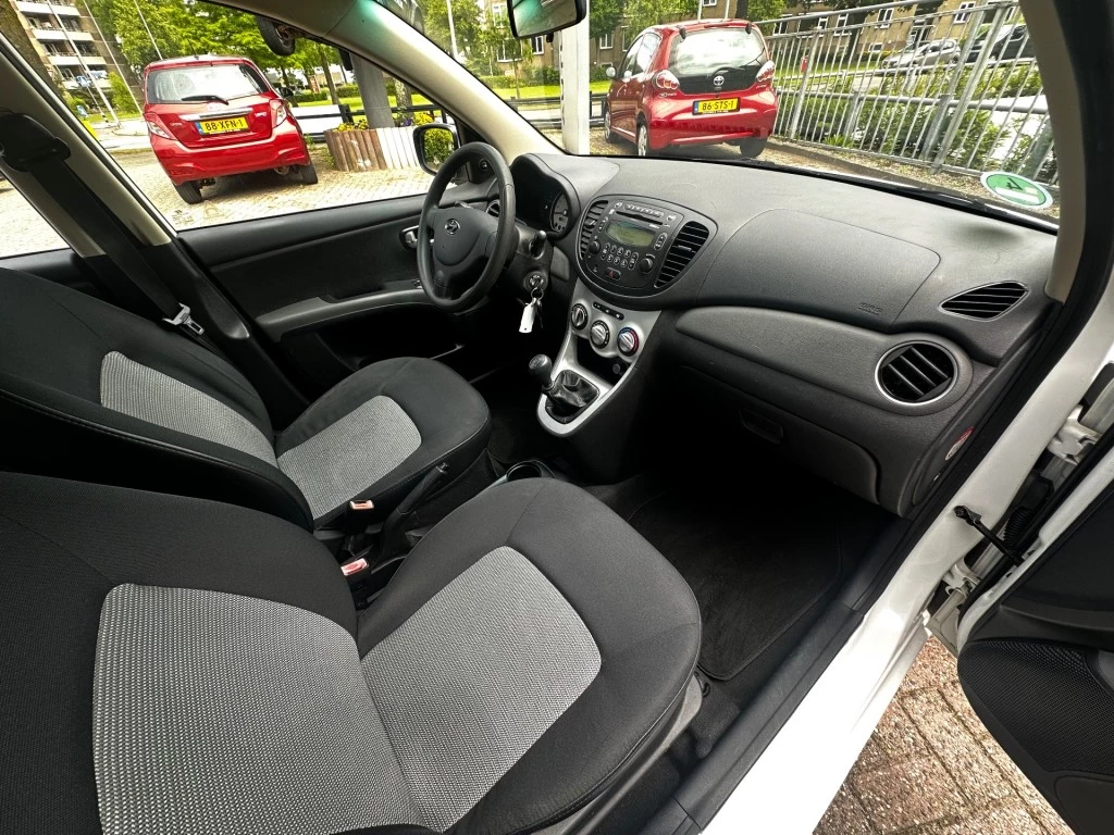 Hoofdafbeelding Hyundai i10