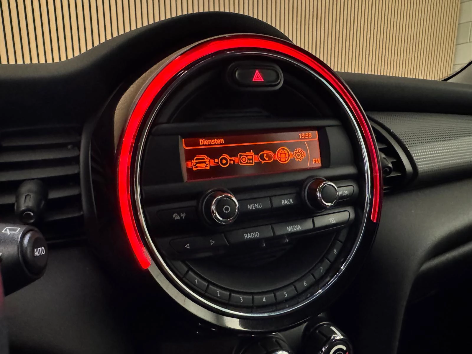 Hoofdafbeelding MINI One