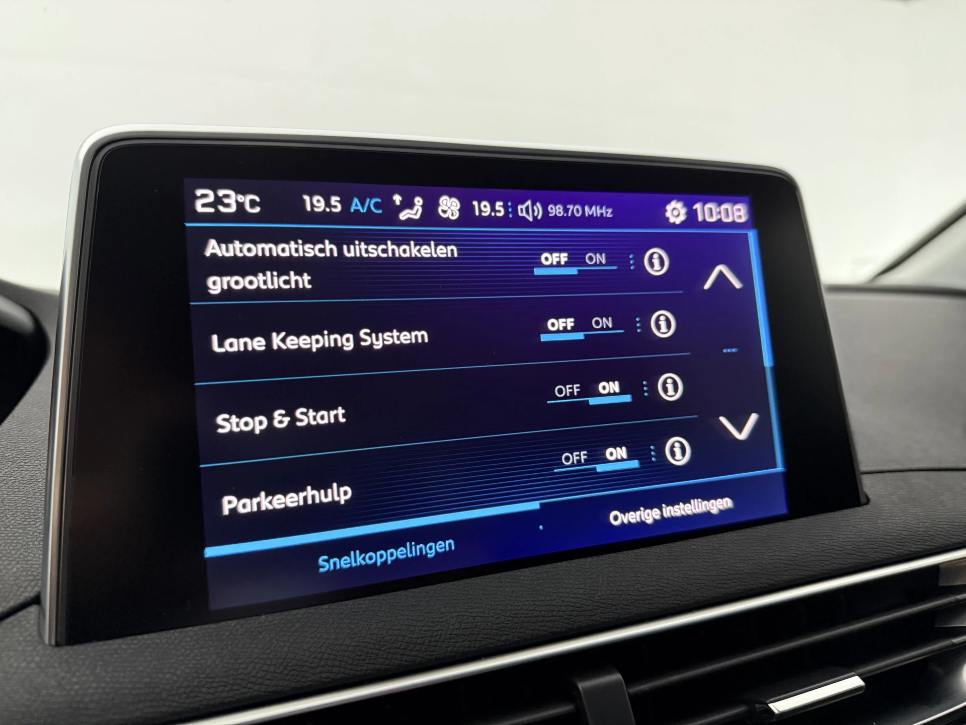 Hoofdafbeelding Peugeot 5008