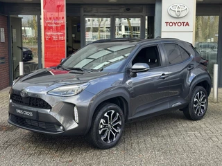 Toyota Yaris Cross 1.5 Hybrid 115 DYNAMIC NIEUW DIRECT LEVERBAAR! STOEL/STUURVERW PARK-SENSOREN BLIND SPOT KEYLESS 17'' LM-VELGEN NAVI CAMERA AD-CRUISE CLIMA APPLE/ANDROID