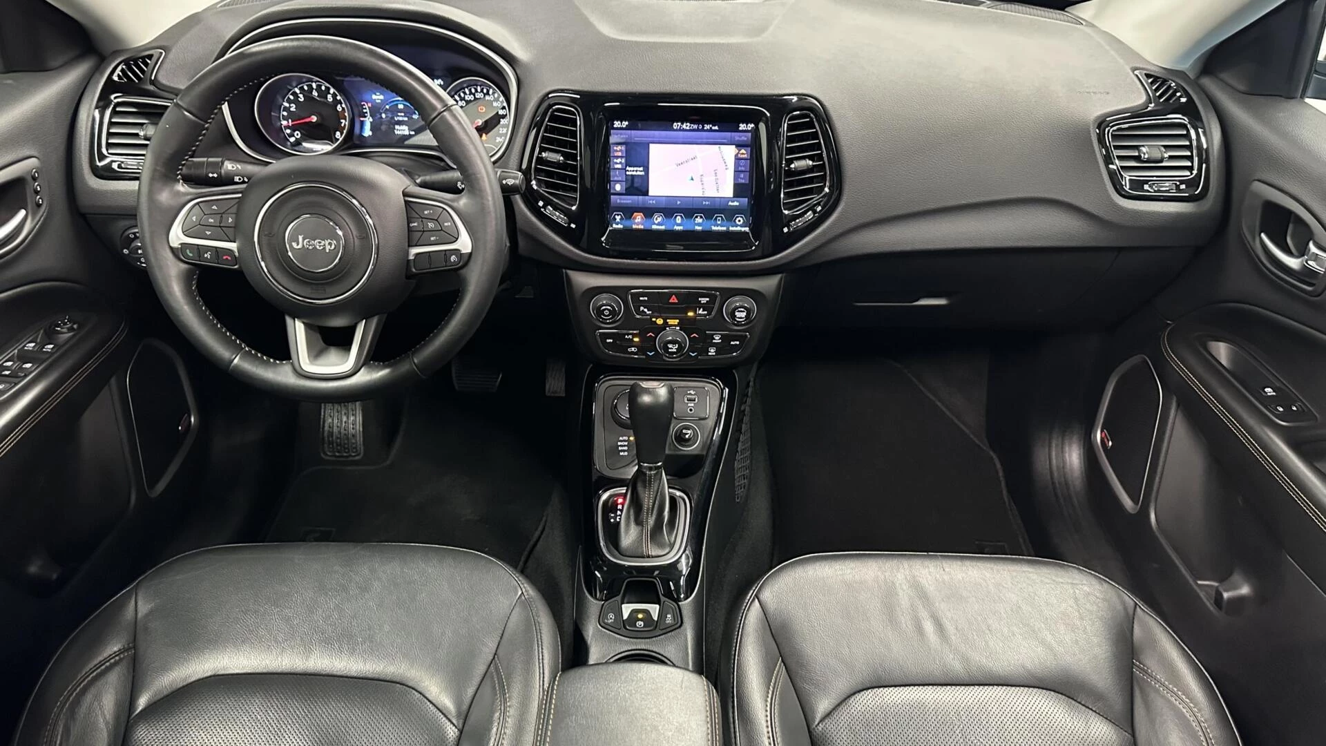 Hoofdafbeelding Jeep Compass