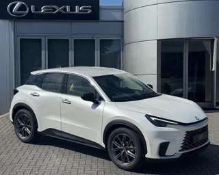 Lexus LBX Elegant 2WD NIEUW DIRECT LEVERBAAR KEY-LESS EL-ACHTERKLEP BLIND-SPOT STOELVERW STUURVERW