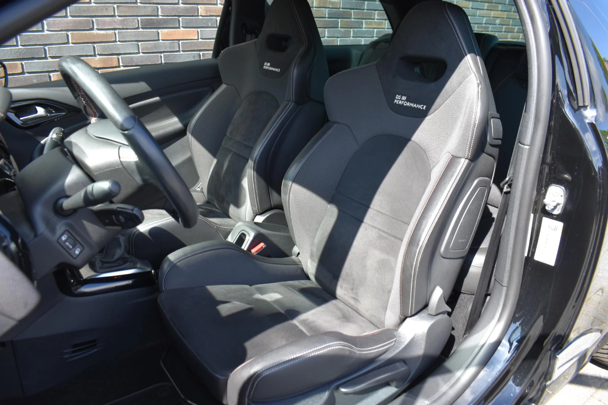 Hoofdafbeelding DS DS 3