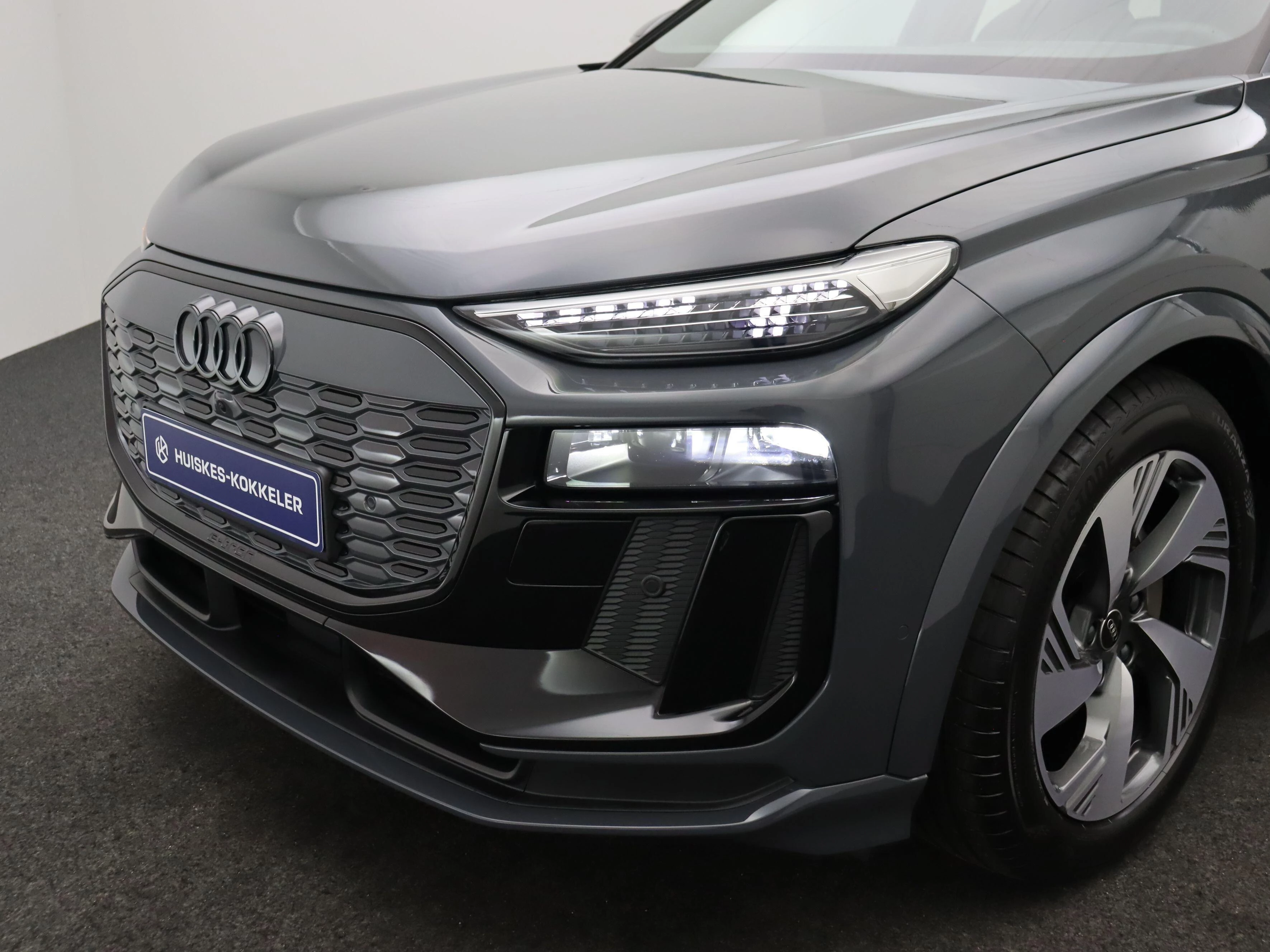 Hoofdafbeelding Audi Q6 e-tron