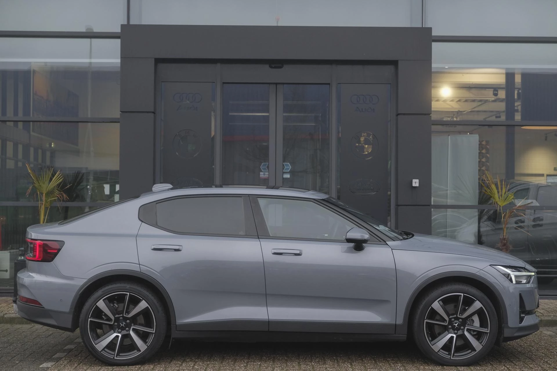 Hoofdafbeelding Polestar 2