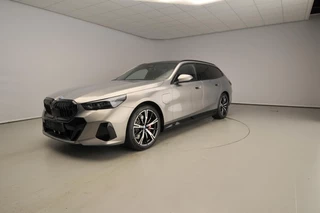 BMW 5 Serie 530e Touring | M Sportpakket Pro | Innovation Pack | Travel Pack | Comfort Pack