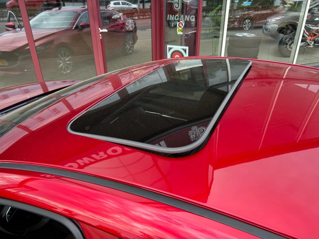 Hoofdafbeelding Mazda 3