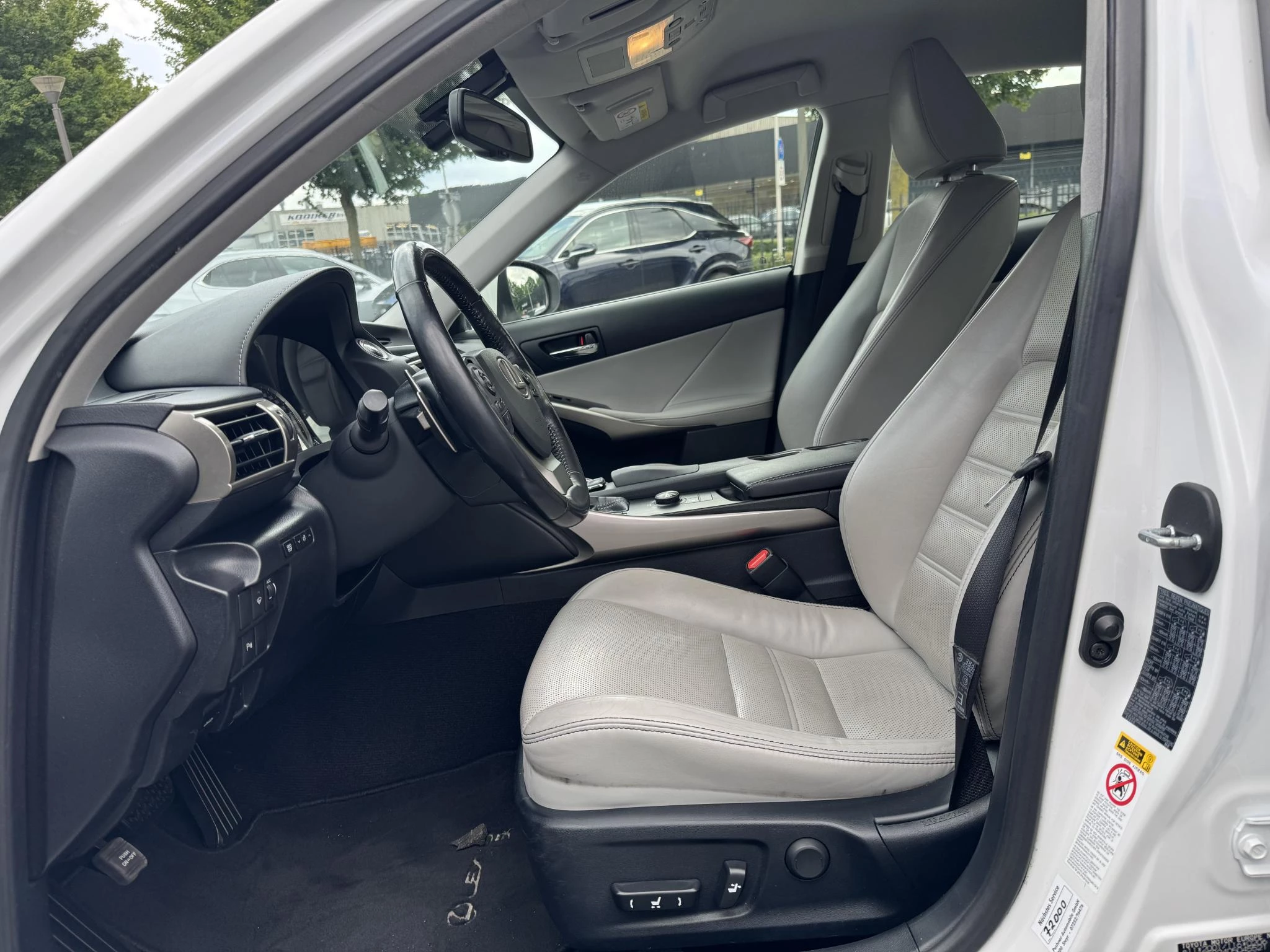 Hoofdafbeelding Lexus IS