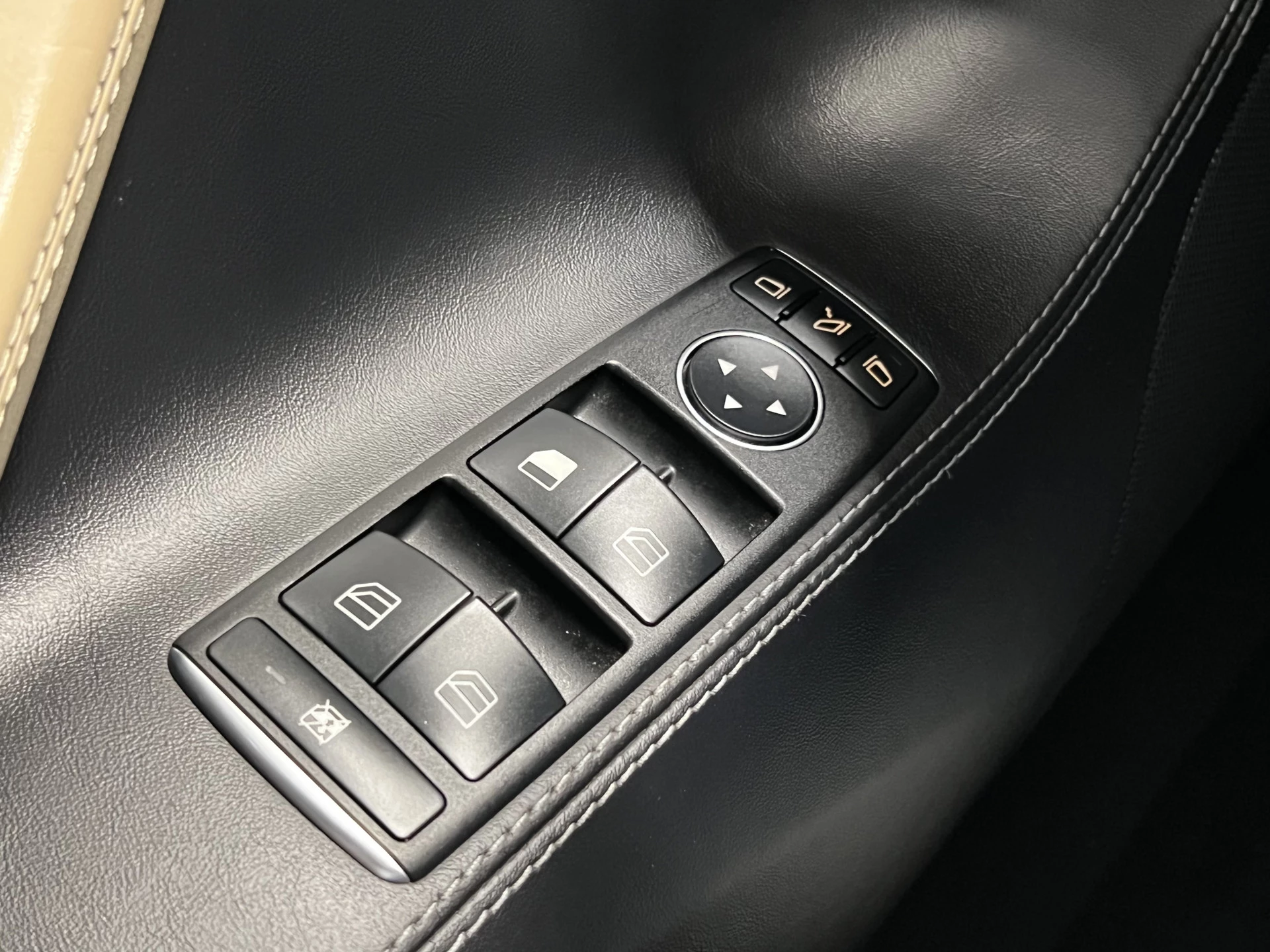 Hoofdafbeelding Tesla Model S