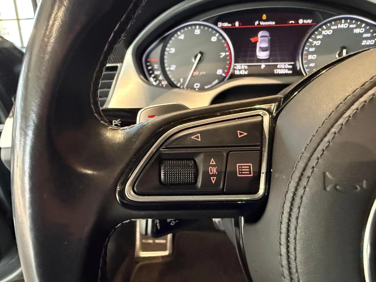 Hoofdafbeelding Audi A8