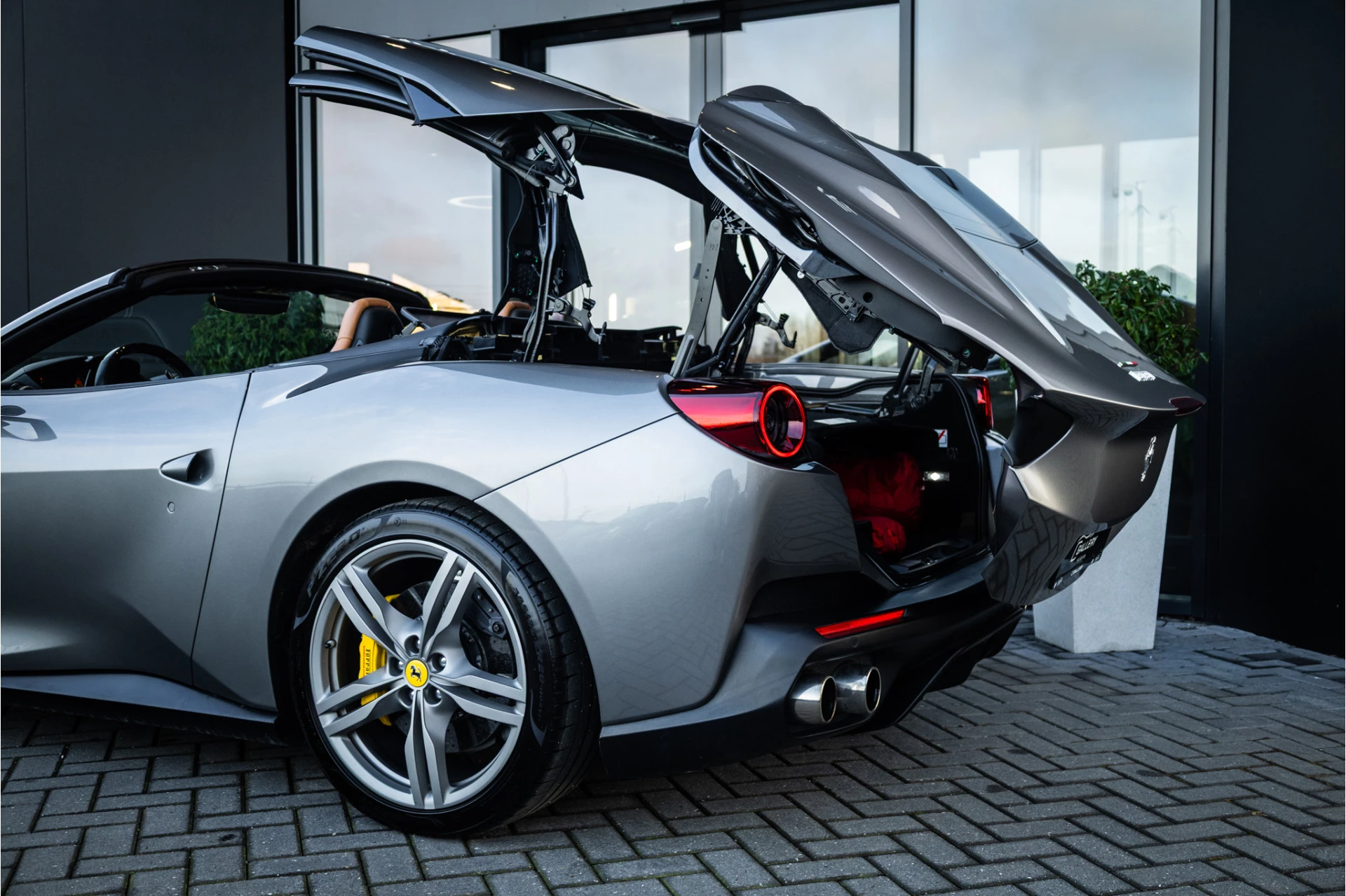 Hoofdafbeelding Ferrari Portofino