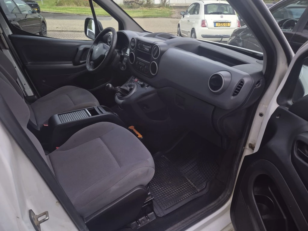 Hoofdafbeelding Peugeot Partner