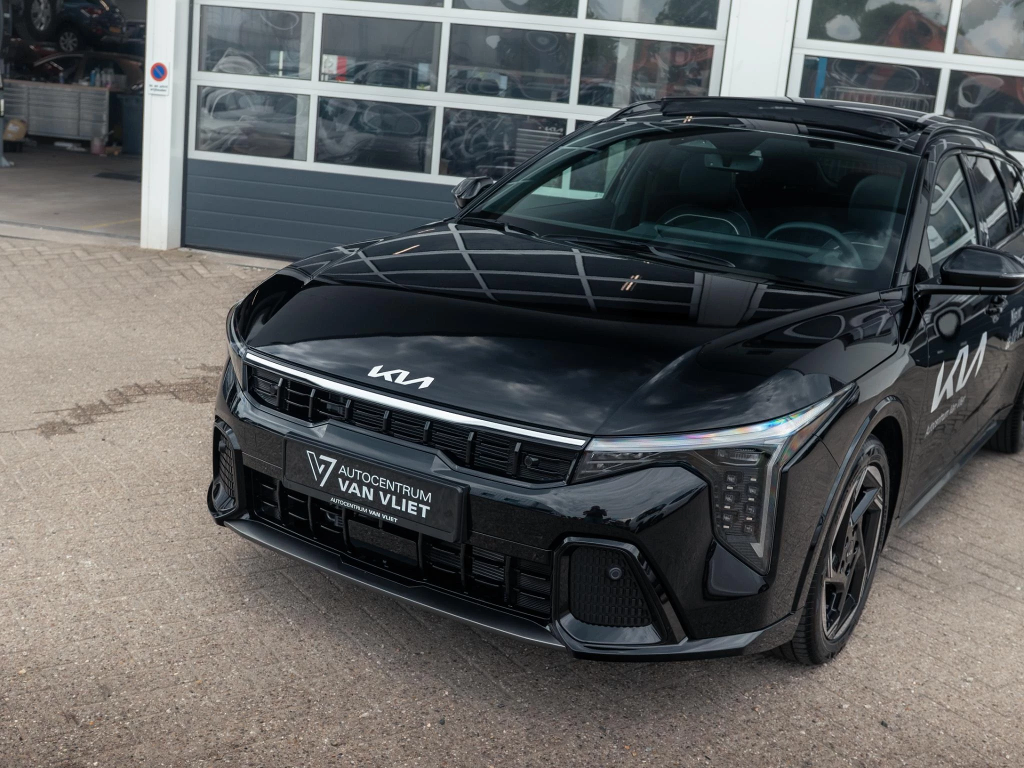 Hoofdafbeelding Kia K4
